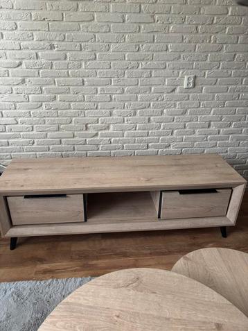 Mooi tvmeubel van Lamalux kleur Pure wood beschikbaar voor biedingen