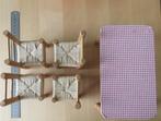 Barbie Eetkamerset - Tafel en Gevlochten Biezen Stoelen, Kinderen en Baby's, Ophalen, Gebruikt, Toebehoren