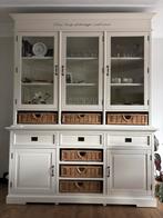 Witte Vitrinekast met Rieten Manden, Huis en Inrichting, Kasten | Buffetkasten, Ophalen, Gebruikt, 100 tot 150 cm, Glas