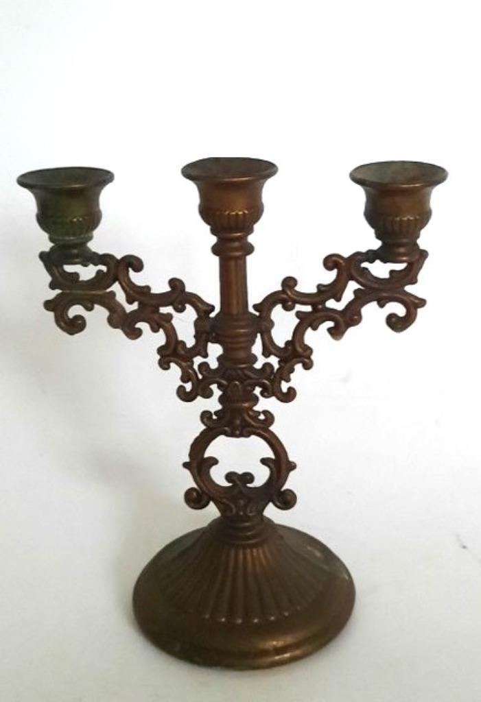 Kleine koperen 3-armige kaarsenkandelaar. Gado-Italy, Antiek en Kunst, Antiek | Kandelaars, Koper of Brons, Ophalen