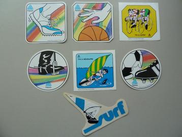 nr10 Stickers uit de jaren '80 van verschillende sporten beschikbaar voor biedingen