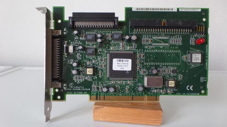 Opslagcontroller SCSI, ADAPTEC, AHA-2940W-(#8821), Computers en Software, Overige Computers en Software, Gebruikt, Ophalen of Verzenden