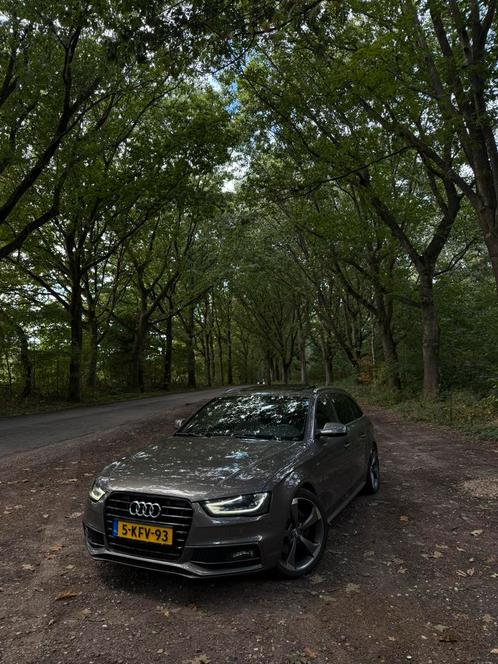 Audi A4 3.0TDI 150KW Avant Multitron 2013 Grijs, Auto's, Audi, Bedrijf, A4, Airbags, Airconditioning, Alarm, Bluetooth, Bochtverlichting