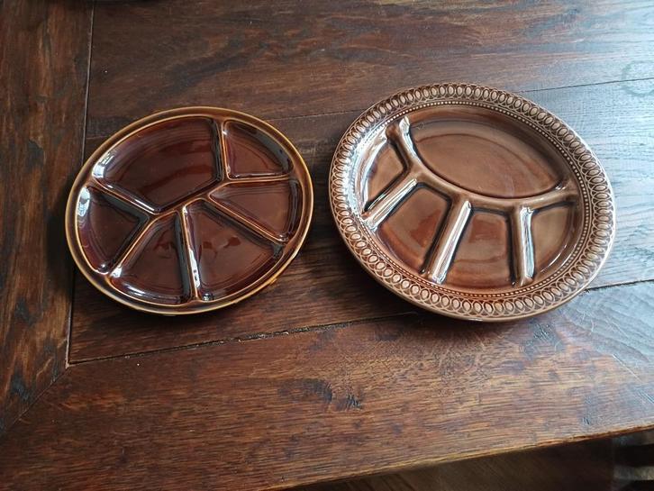vintage fondueborden + sausbakjes en vorken, Huis en Inrichting, Keuken | Servies, Bord(en), Overige stijlen, Glas, Ophalen