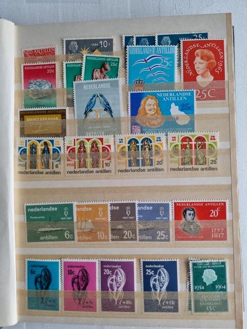2 albums postzegels en nog veel dubbele los, 2 postzegelboek, Postzegels en Munten, Postzegels | Volle albums en Verzamelingen