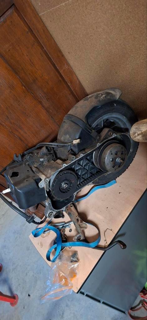 Piaggio 2t blok, Fietsen en Brommers, Brommeronderdelen | Scooters, Piaggio, Blok, Ophalen