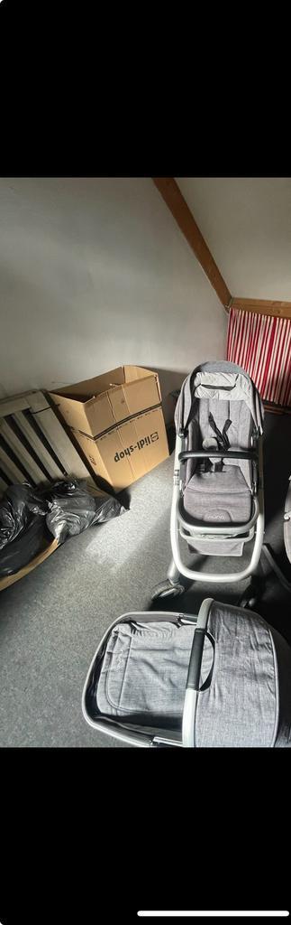 Kinderwagen incl auto zitje/maxi Cosi en schommel stoel Nuva beschikbaar voor biedingen