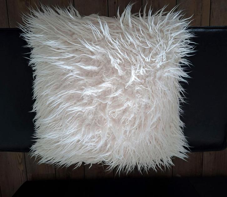 Z.g.a.n. Essenza Sierkussen Wit, 50 x 50 cm, Huis en Inrichting, Woonaccessoires | Kussens, Zo goed als nieuw, Wit, Rechthoekig