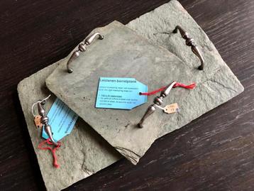 Borrelplanken van leisteen, groot en klein, nieuw, uniek beschikbaar voor biedingen