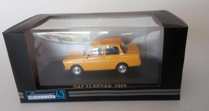 Lagamo Miniature DAF 33 sedan 1969 geel, Hobby en Vrije tijd, Modelauto's | 1:43, Nieuw, Auto, Overige merken, Ophalen of Verzenden