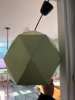Leuke hanglamp van karton, Huis en Inrichting, Lampen | Hanglampen, Ophalen of Verzenden, Gebruikt, Overige materialen, Minder dan 50 cm