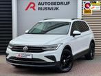 Volkswagen Tiguan 1.5 TSI Life Business Trekhaak/Camera/Appl, Auto's, Volkswagen, Euro 6, 4 cilinders, Wit, SUV of Terreinwagen