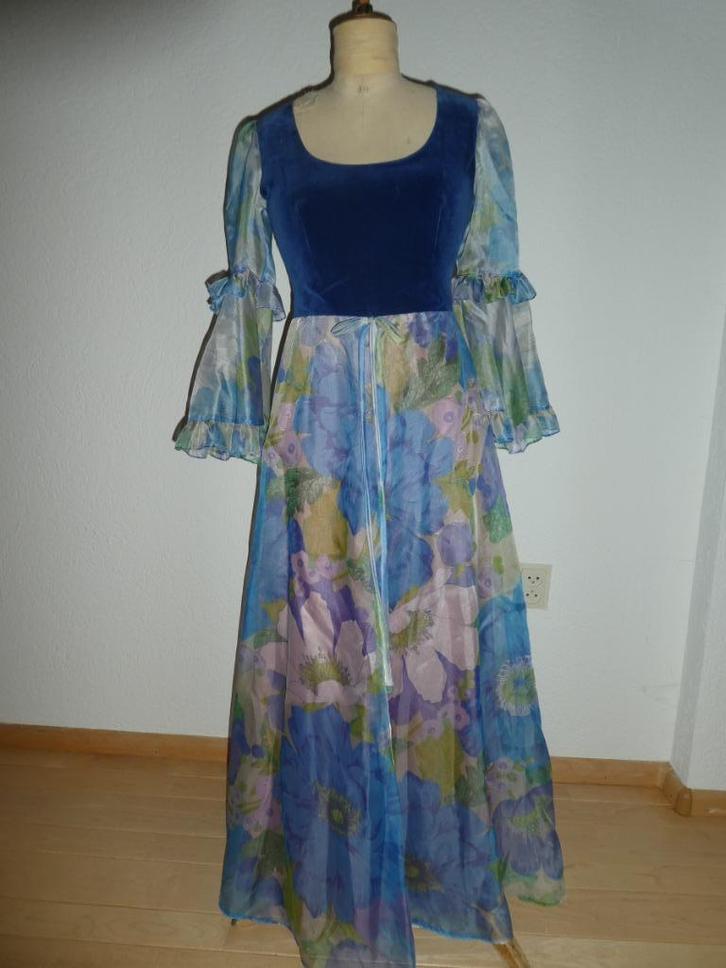 Kati at Laura Philips maxi jurk maat 34 vintage jaren 70, Kleding | Dames, Jurken, Zo goed als nieuw, Maat 34 (XS) of kleiner