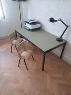 Speeltafel kids incl 2 stoeltjes., Ophalen of Verzenden, Zo goed als nieuw