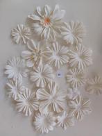 Papieren bloemen wit 60, Verzenden, Nieuw, Overige thema's, Overige typen