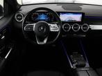 Mercedes-Benz GLB 200 Premium Plus | AMG Line | Panoramadak, Euro 6, 4 cilinders, Blauw, 163 pk