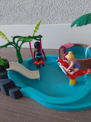 Playmobil zwembad met whirlpool 70611 beschikbaar voor biedingen