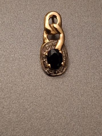 Gouden hanger  beschikbaar voor biedingen