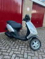 Piaggio zip m25 125cc leader, Fietsen en Brommers, Scooters | Piaggio, Ophalen of Verzenden