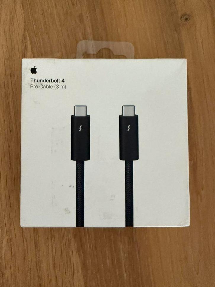 Apple Thunderbolt 4 pro kabel van 3 meter (nieuwe), Computers en Software, Pc- en Netwerkkabels, Nieuw, Ophalen of Verzenden