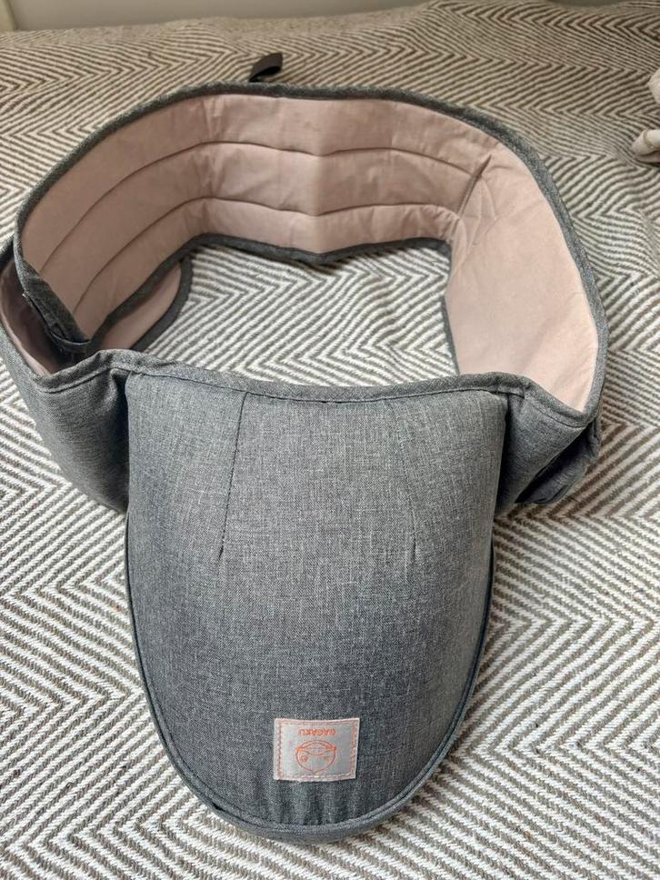 GAGAKU Heupdrager – In Excellent Condition, Kinderen en Baby's, Babydragers en Draagdoeken, Zo goed als nieuw, Ophalen of Verzenden