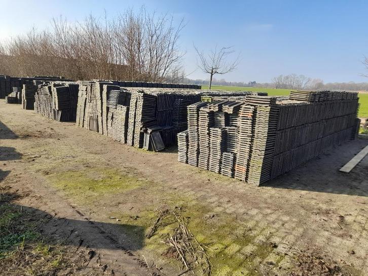 Vlakke blauwe mulder,mulden pannen, glaspannen, glazen panne, Doe-het-zelf en Verbouw, Dakpannen en Dakbedekking, Gebruikt, Dakpannen