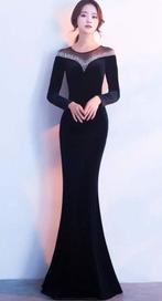 Mooie lange zwarte fluwelen Jurk maat M, NIEUW!, Kleding | Dames, Gelegenheidskleding, Maat 38/40 (M), Galajurk, Verzenden, Zwart