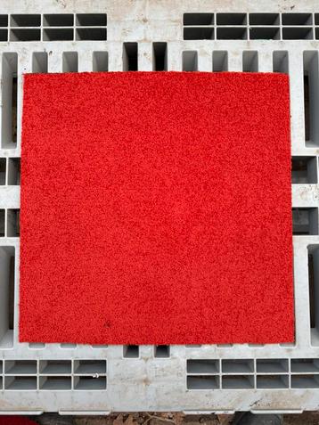Tapijttegels Desso - oranje - 50x50- 32 m2 beschikbaar voor biedingen