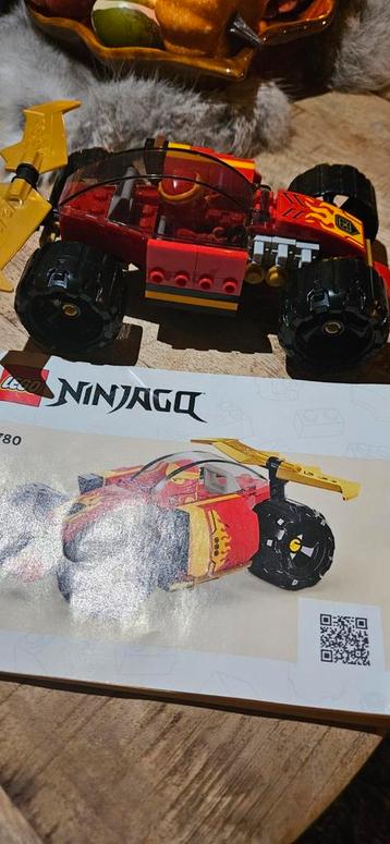 LEGO Ninjago Kai's Bladeracer 70680 - Compleet met Boekje beschikbaar voor biedingen