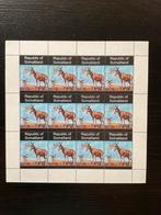 Hartebeest in Postzegelvel van 12 Postzegels, Verzenden, Postfris, Dier of Natuur