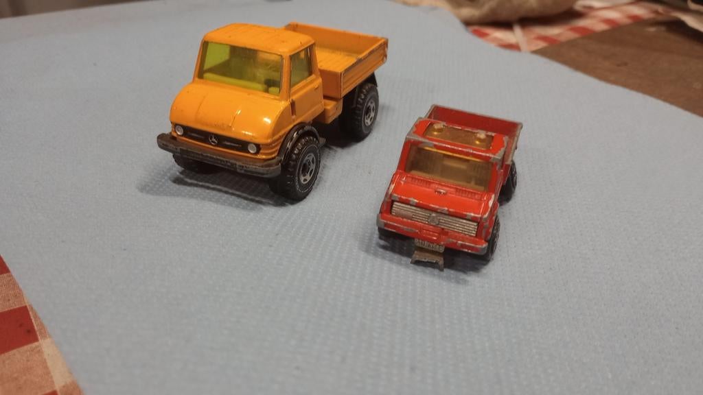 Twee Unimog Modellen Dinky toy, Ophalen of Verzenden