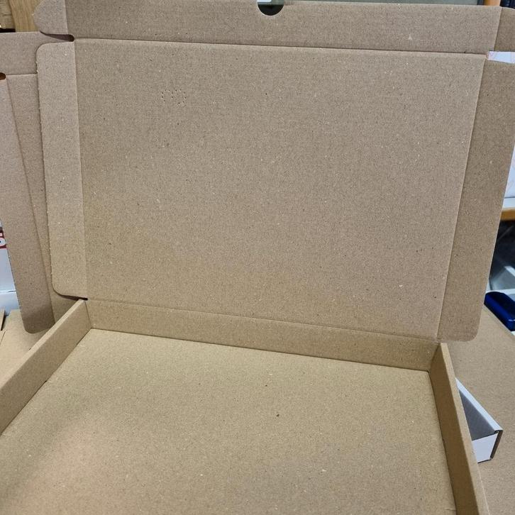 Brievenbusdozen A4 dozen brievenbus doosjes verzenddozen box, Diversen, Cadeaupapier, Nieuw, Verzenden