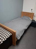 Houten bed met ster in hoofdbord, Huis en Inrichting, Slaapkamer | Bedden, Ophalen, 90 cm, Eenpersoons, Bruin