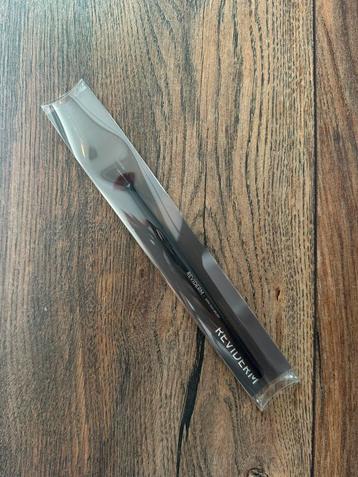 Reviderm Mini Fan Brush beschikbaar voor biedingen