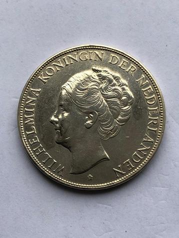 Zeer fraaie zilveren 2,50 Wilhelmina 1932 beschikbaar voor biedingen
