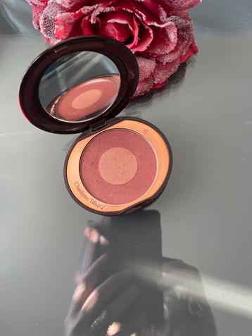 Charlotte Tilbury blush beschikbaar voor biedingen