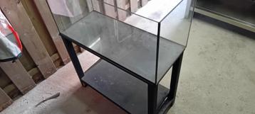 Mooie glazen huis voor vissen /reptielen/ onderstel hout beschikbaar voor biedingen