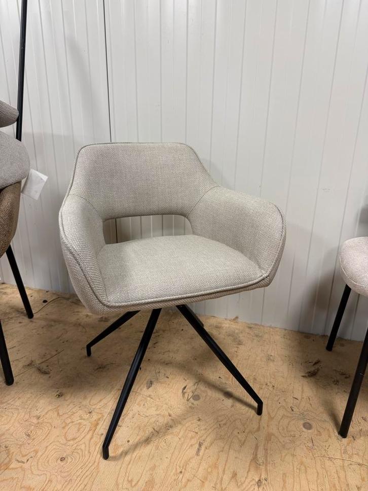 10 x nieuwe draaibare licht grijze eetkamerstoelen, Huis en Inrichting, Stoelen, Zo goed als nieuw, Vijf, Zes of meer stoelen