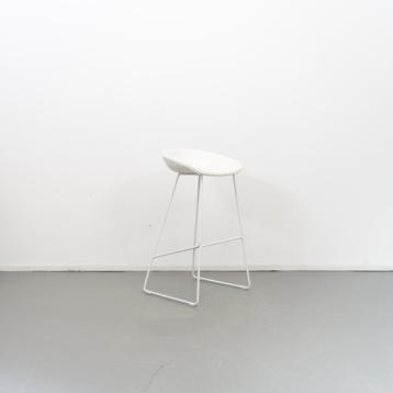 6 Hay about a Stool AAS38 Wit Leer beschikbaar voor biedingen
