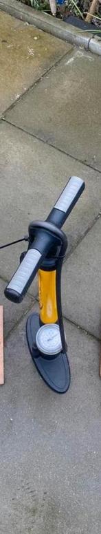 Fiets pomp, Ophalen of Verzenden, Zo goed als nieuw