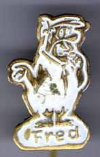 Fred Flintstones zonder knopen wit strip speldje( R_149 ), Verzamelen, Speldjes, Pins en Buttons, Verzenden, Nieuw, Figuurtje