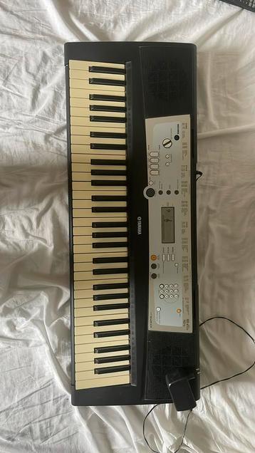 Keyboard - yamaha beschikbaar voor biedingen