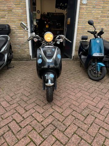 sym allo iinruiler meneem prijs 200 euro!! start en rijd!! beschikbaar voor biedingen