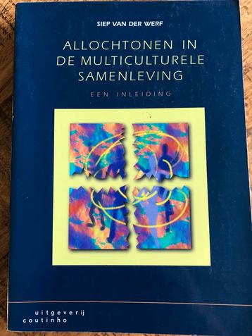 Allochtonen in de multiculturele samenleving beschikbaar voor biedingen