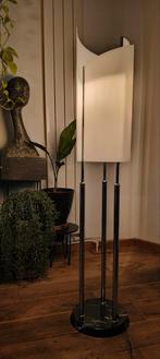 Arianna vloerlamp van Oluce, design Bruno Gecchelin, Ophalen, Gebruikt, 100 tot 150 cm, Glas