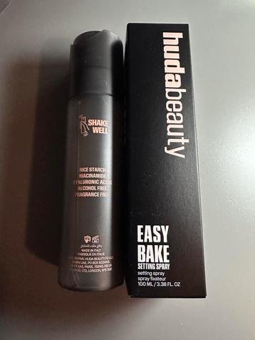 Huda Beauty Easy Bake Setting Spray ongebruikt dus nieuw beschikbaar voor biedingen