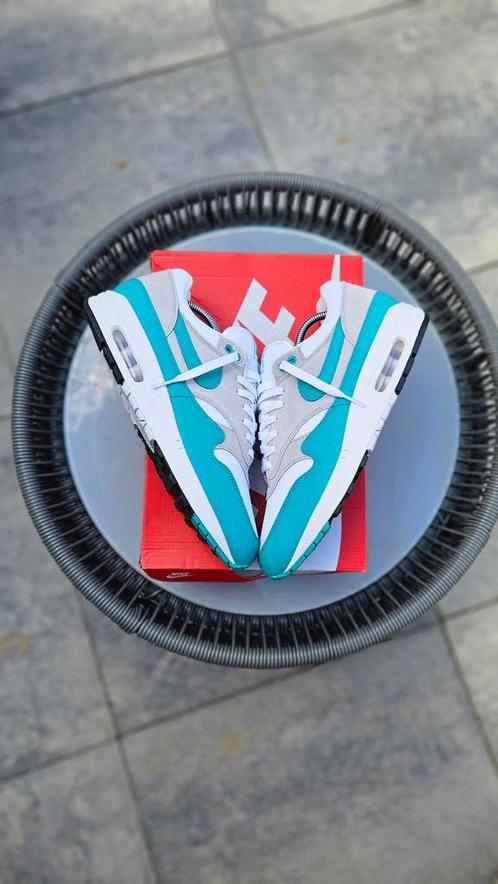 Nike Air Max 1 Clear Jade maat 38 Nieuw, Kleding | Heren, Schoenen, Nieuw, Sneakers of Gympen, Overige kleuren, Ophalen of Verzenden