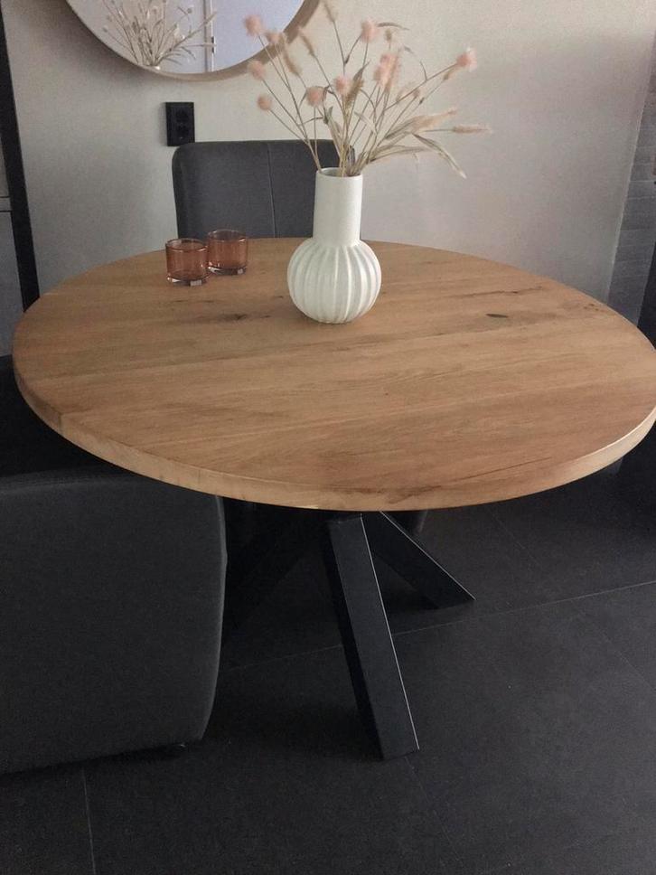 Eiken ronde tafel , eettafel rond, Huis en Inrichting, Tafels | Eettafels, Zo goed als nieuw, 100 tot 150 cm, 100 tot 150 cm, Vier personen