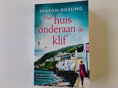 Boek het huis onderaan de klif Sharon Gosling feelgood, Boeken, Romans, Zo goed als nieuw, Nederland, Ophalen of Verzenden