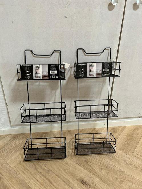 Nieuw Metalen Deurrek met 3 Mandjes Slimme opbergruimte, Huis en Inrichting, Woonaccessoires | Schalen en Manden, Nieuw, Rechthoekig